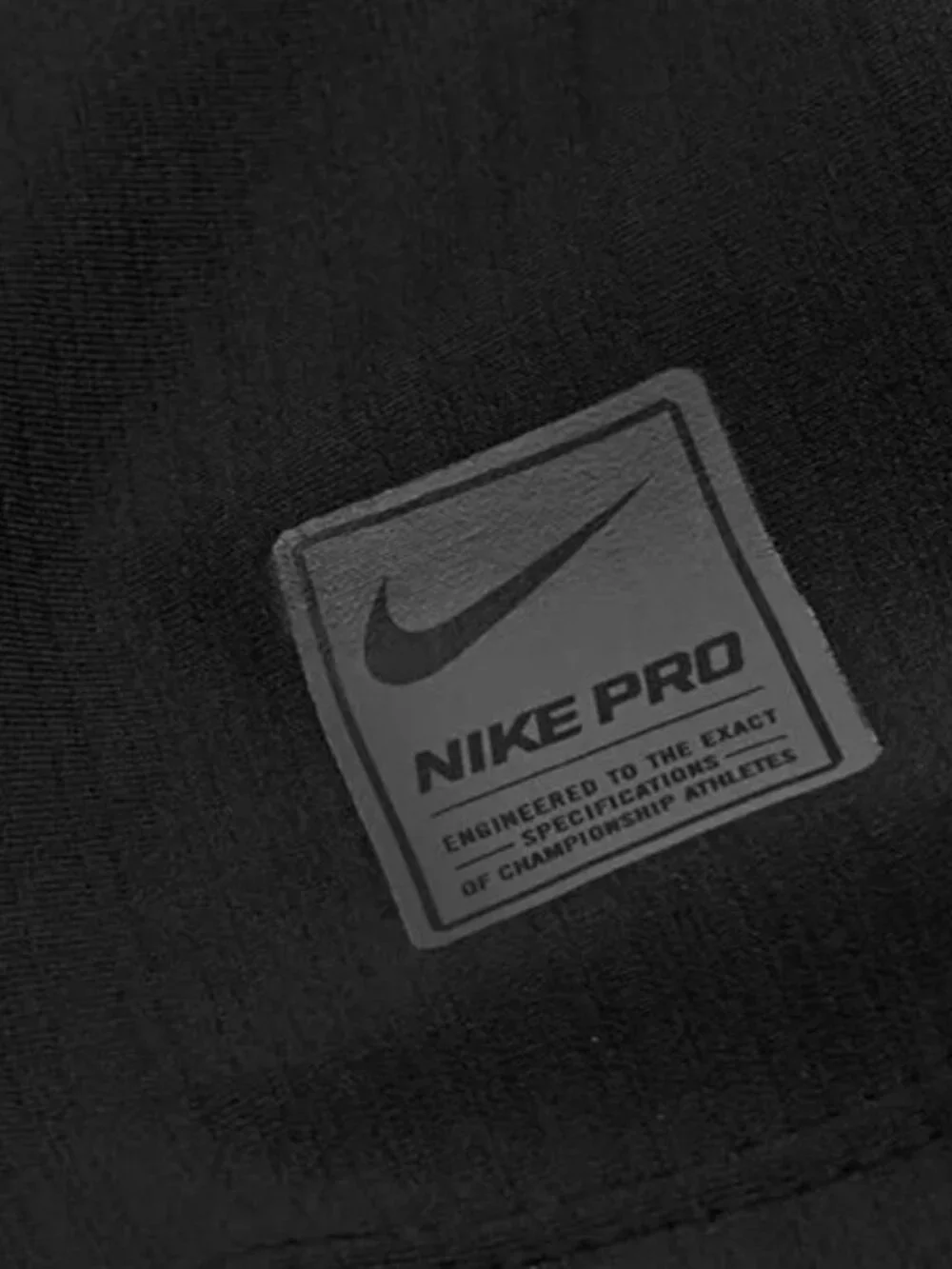 Nike conquer cold